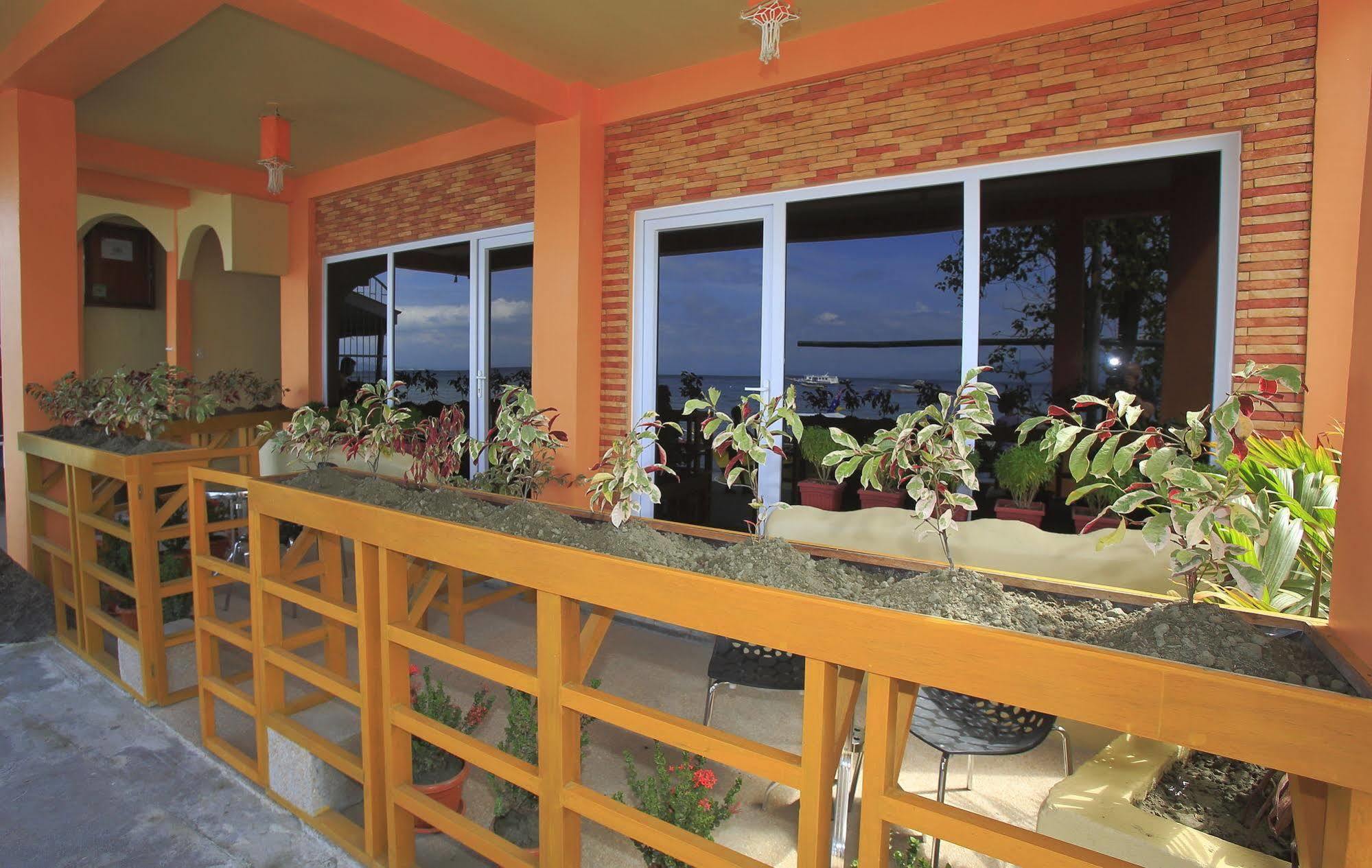 Papa Freds Resort